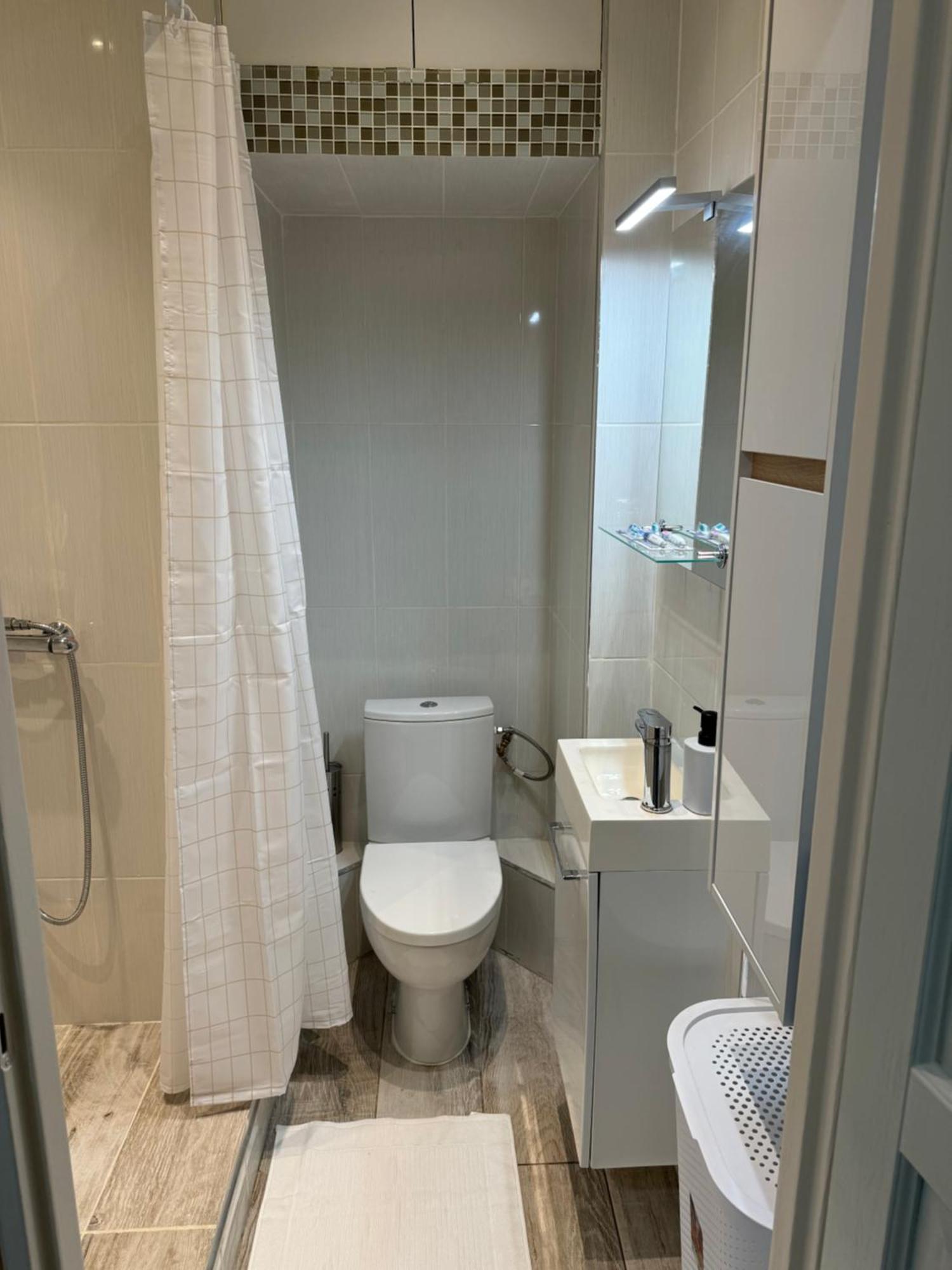Appartement Luxe แก็งแปร์ ภายนอก รูปภาพ